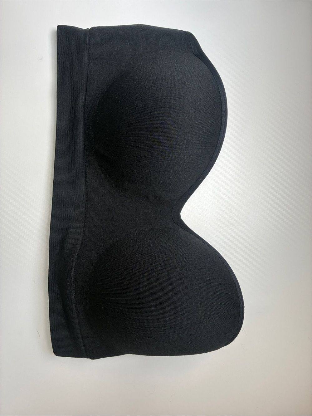 NWOT Seamless Strapless Bandeau Bra in Black